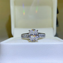 Load image into Gallery viewer, 3 Carat Moissanite 925 Sterling Silver Oval Cut Solitaire Ring