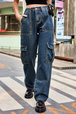Straight Leg Women Jeans with Pockets