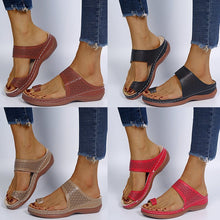 Load image into Gallery viewer, Vintage Bohemia Style Hollow Wedge Clip Toe Sandals