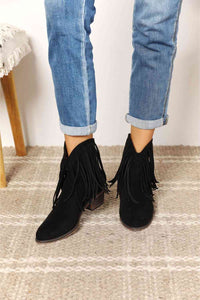 Legend Fringe Western Chelsea Boots (Black)