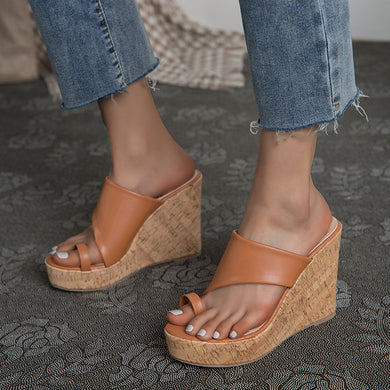 Leather Clip Toe Wedge Platform Sandals