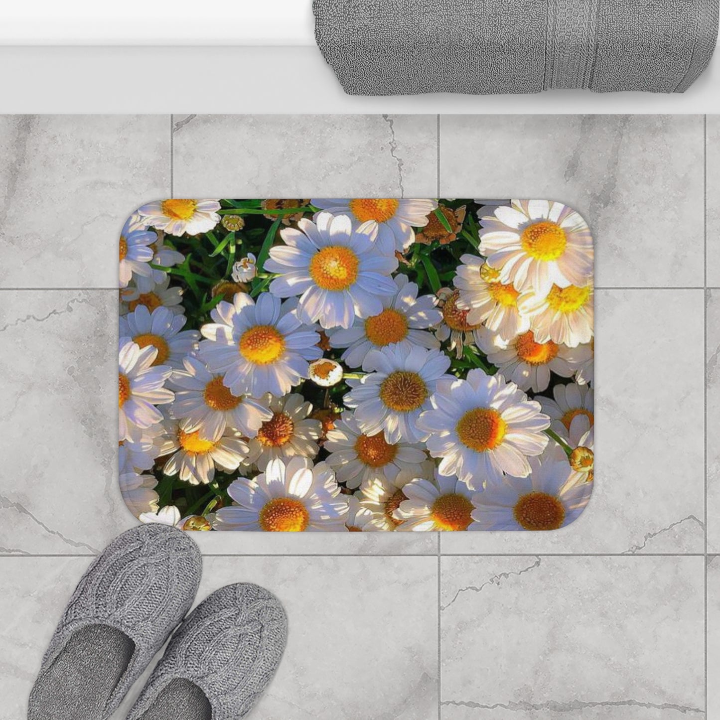 Sun-Kissed Meadow Bath Mat – Floral Bathroom Rug
