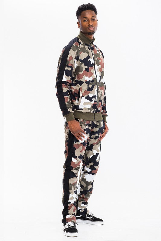 Stripe Sleeve Camouflage Print Tracksuit (3 colors)