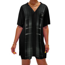 Cargar imagen en el visor de la galería, TRP Matrix 03 Conjunto de pantalones cortos de dos piezas con cuello en V y manga de murciélago para mujer 