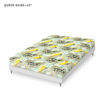 Cargar imagen en el visor de la galería, Illustrated Truth 01-01 Designer Fitted Bed Sheet (USA Size)