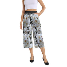 Cargar imagen en el visor de la galería, TRP Floral Print 01-01 Designer Elastic High Waist Wide Leg Capris