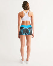 Cargar imagen en el visor de la galería, TRP Twisted Patterns 04: Weaved Metal Waves 01-02 Designer Mid Rise Yoga Shorts