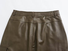 Cargar imagen en el visor de la galería, Brown Faux Leather High Waist Slit Cargo Midi Skirt