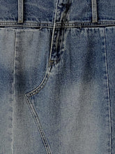 Cargar imagen en el visor de la galería, Vintage Blue Panel Zip Pocket Split Hem Denim Midi Skirt