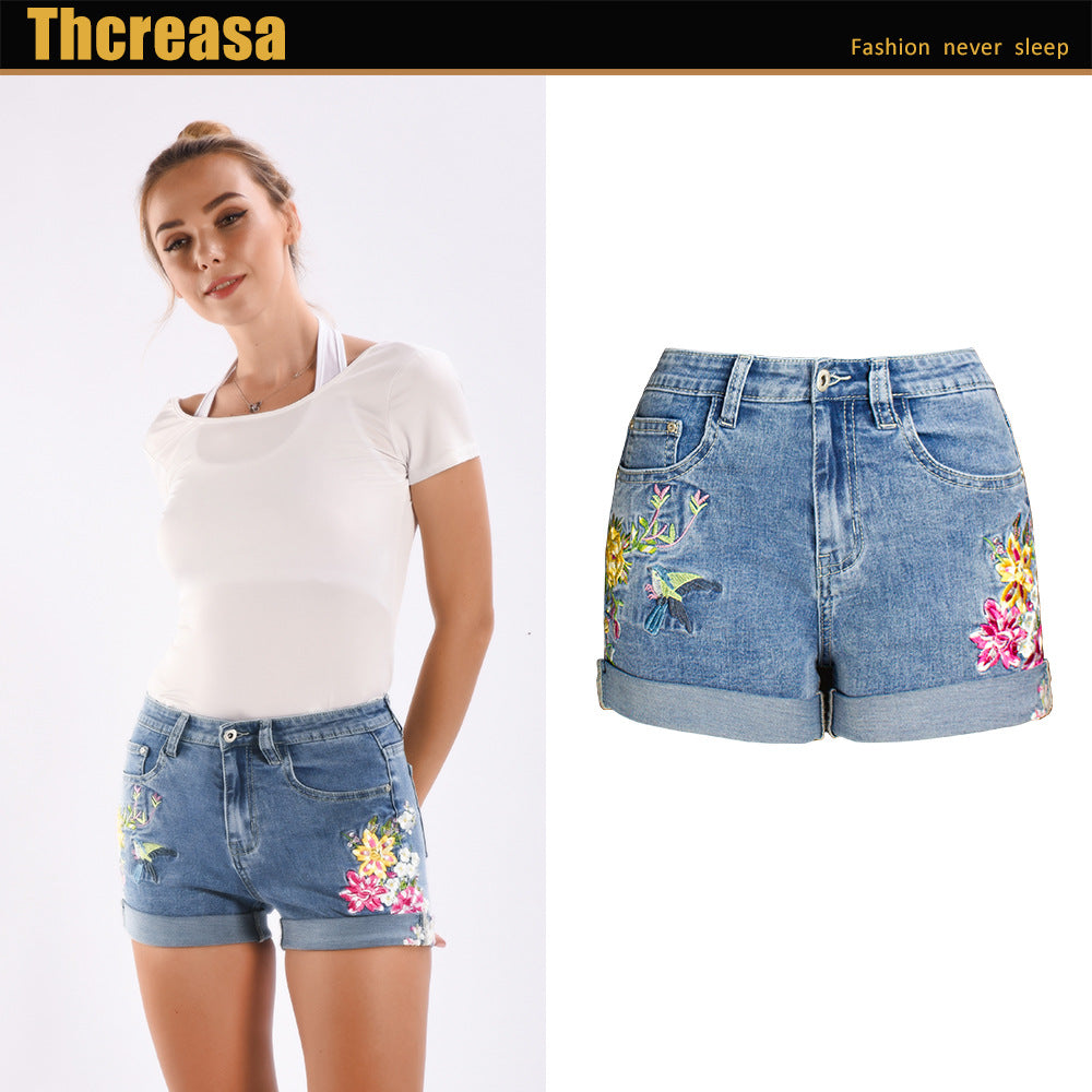 Flower Embroidery Roll Cuff Denim Shorts