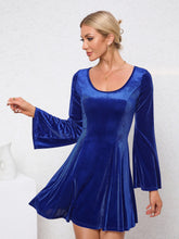 Load image into Gallery viewer, Pleated Blue Long Sleeve U-neck Velvet Mini Dress