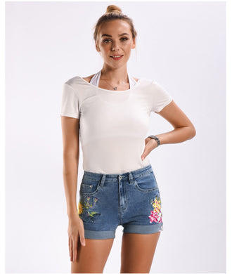 Flower Embroidery Roll Cuff Denim Shorts