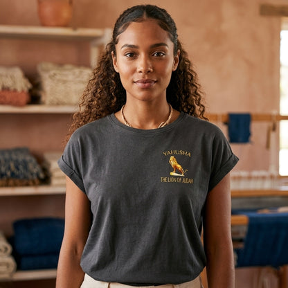 Yahusha: The Lion of Judah (01) | Women's Round Neck Cap Sleeve Tee