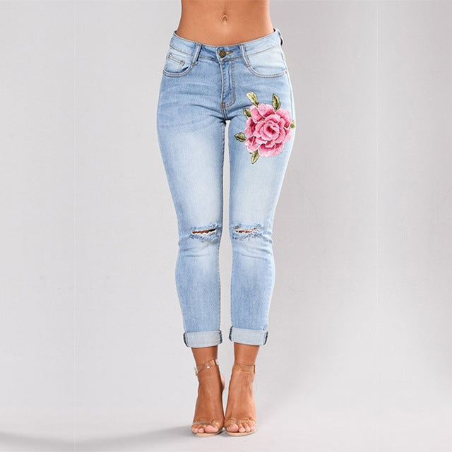 Pantalon Stretchy Ripped Low Rise Rose Embroidery Detail Skinny Jeans (3 colors)