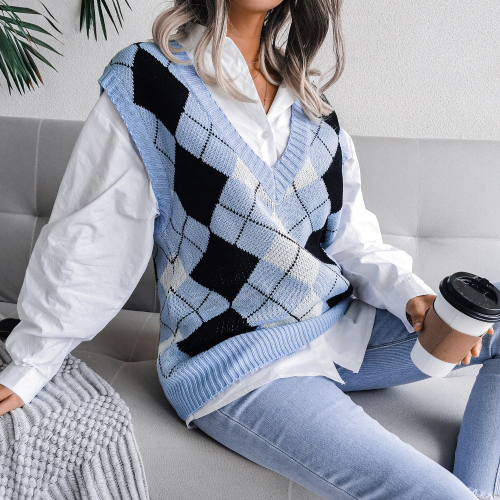 College Style Diamond V-Neck Loose Knit Lady Vest Sweater