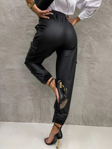 Pantalones deportivos cargo de cintura alta con cordón y bolsillos (negro/caramelo)