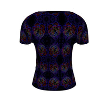 Cargar imagen en el visor de la galería, Estampados florales: Roses 01 Camiseta estampada de diseñador para mujer con cuello redondo 