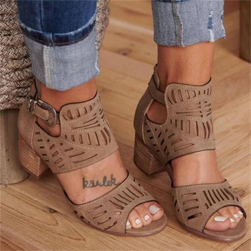 Mid Heel Buckle Leather Sandals