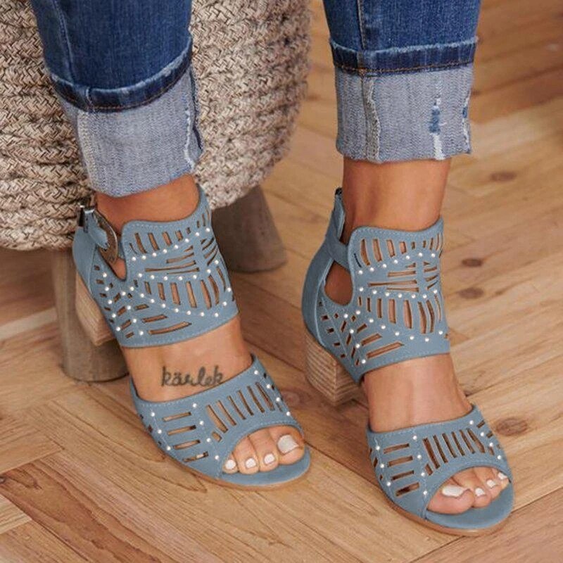 Mid Heel Buckle Leather Sandals