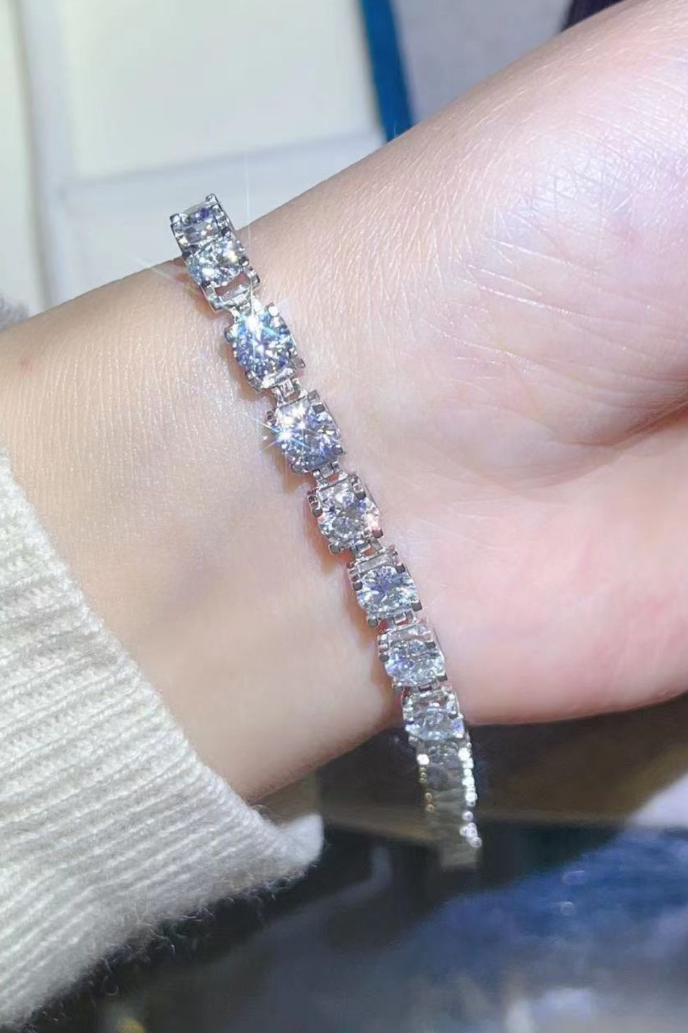 Platinum Plated 10 Carat Moissanite Bracelet