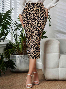 Falda midi ajustada con estampado de leopardo