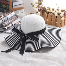 Cargar imagen en el visor de la galería, Sombrero para el sol de paja con lazo a rayas blancas y negras Wind Hepburn