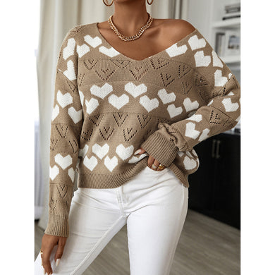 Suéter de moda con patrón de amor con cuello en V