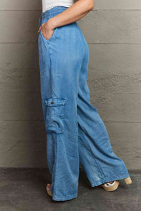 Pantalones anchos cargo de mezclilla con cordón elástico y cintura alta