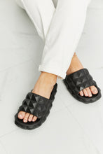 Load image into Gallery viewer, 3D Studded Women Slide Sandals