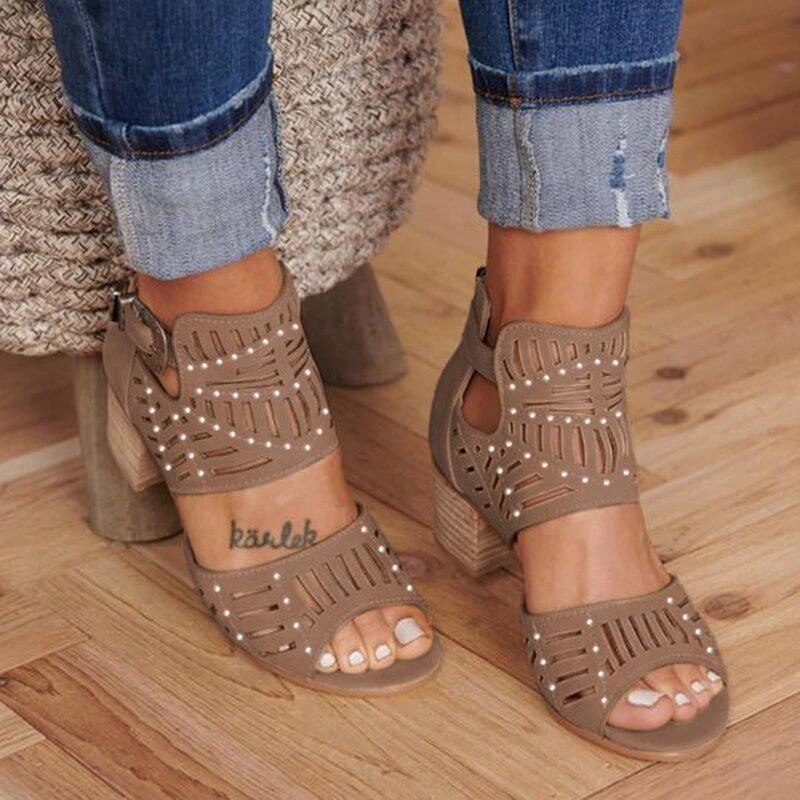 Mid Heel Buckle Leather Sandals