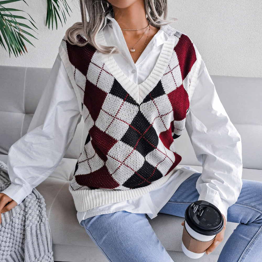 College Style Diamond V-Neck Loose Knit Lady Vest Sweater