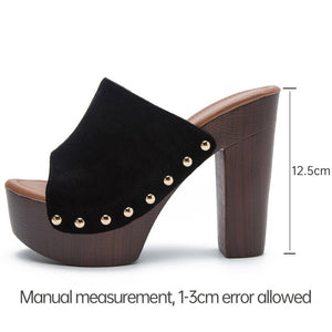 Leather Round Toe Platform Rivet Sandals