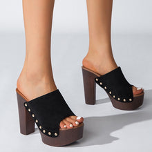 Load image into Gallery viewer, Leather Round Toe Platform Rivet Sandals