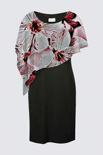 Cargar imagen en el visor de la galería, Estampados florales: Flores de cerezo pictóricas 01-03 Vestido tipo capa de la diseñadora Joni 