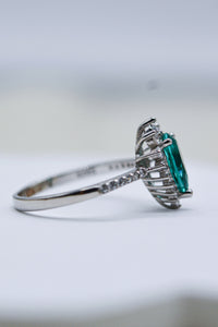 Anillo con forma de pera y turmalina Paraiba