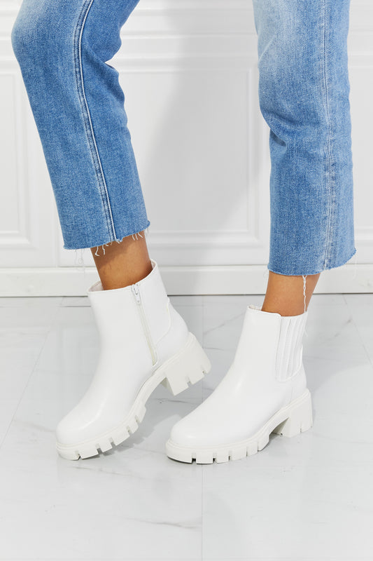 Solid White Round Toe Block Heel PU Leather Chelsea Boots