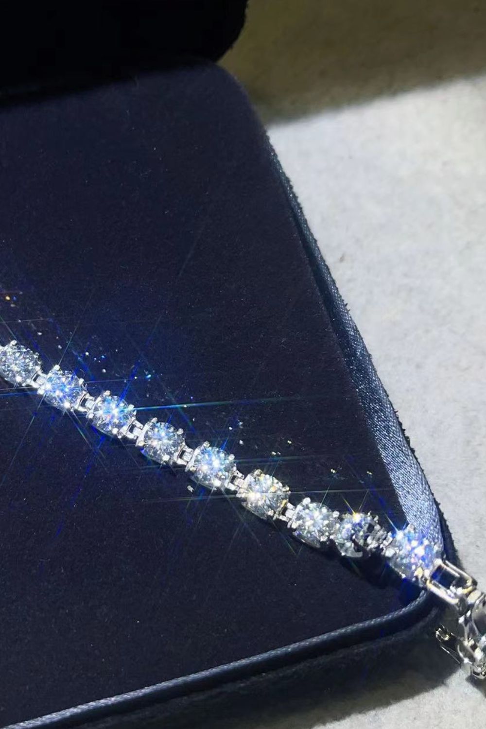 Platinum Plated 10 Carat Moissanite Bracelet