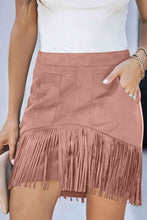 Cargar imagen en el visor de la galería, Minifalda con cremallera trasera y bolsillos con detalle de flecos (negro/marrón/rosa)