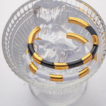 Cargar imagen en el visor de la galería, Brazalete de acero inoxidable chapado en oro de 18 quilates (6 estilos)