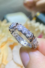 Load image into Gallery viewer, Feel The Joy 1.5 Carat Moissanite Ring