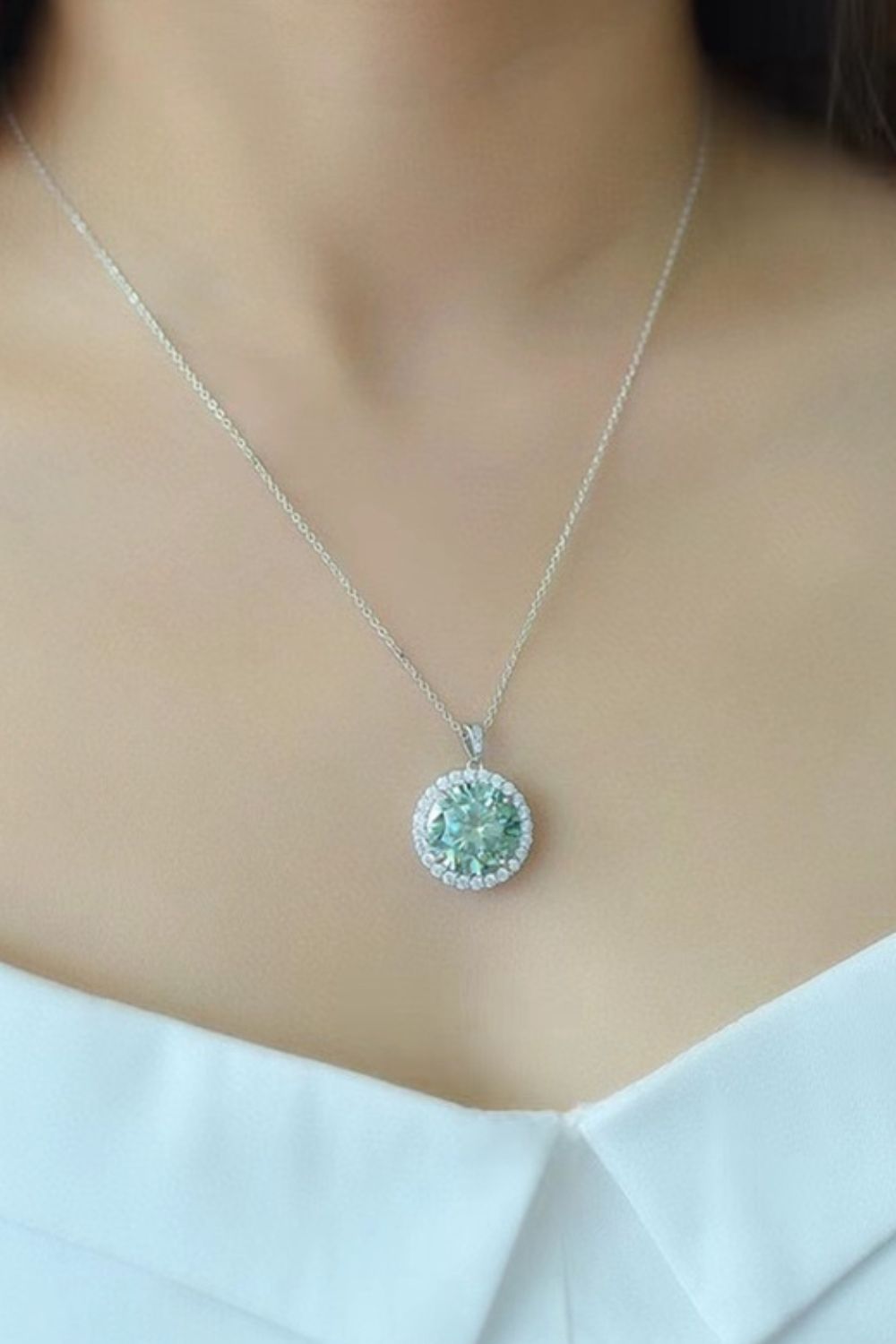 10 Carat Moissanite Platinum Plated Emerald Gemstone Pendant Necklace