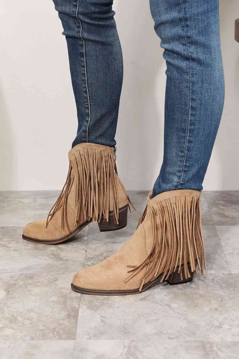 Legend Fringe Western Chelsea Boots (Tan Color)